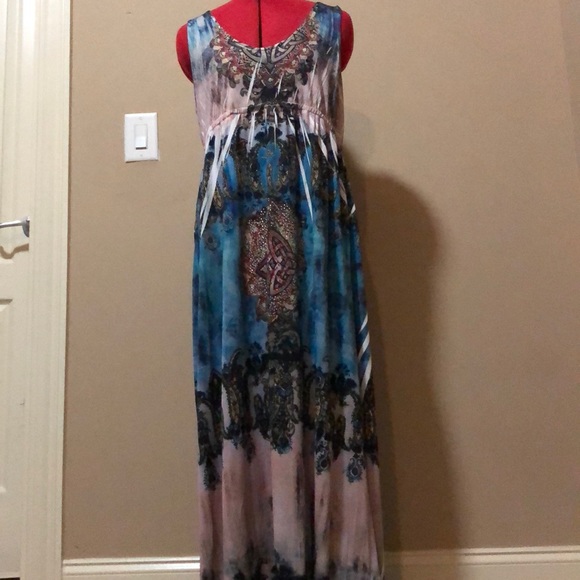 Super cute maxi!!! - Picture 3 of 4